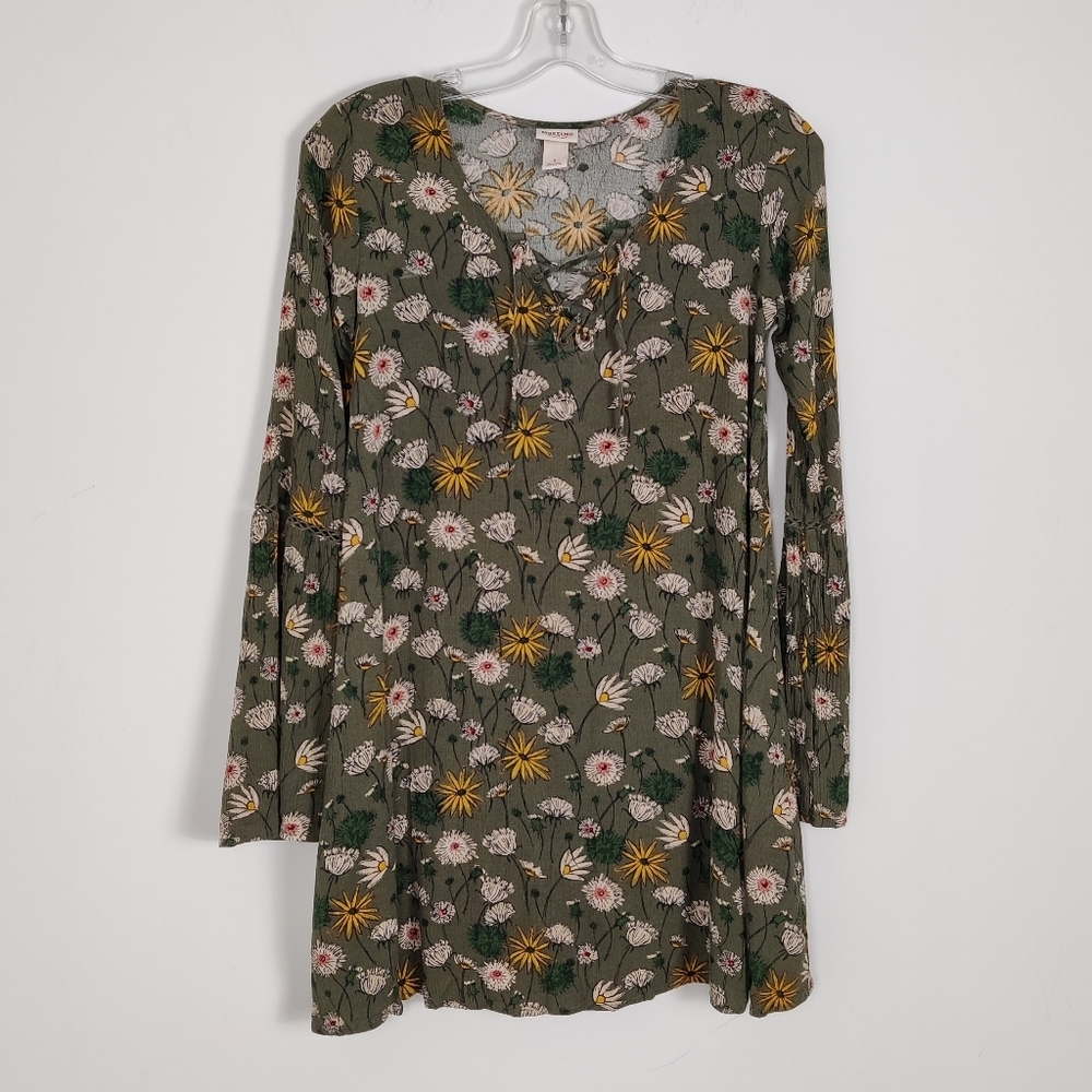 Mossimo Supply Women's Mini Dress Size Small Bell Sleeve Lace Floral Cottagecore